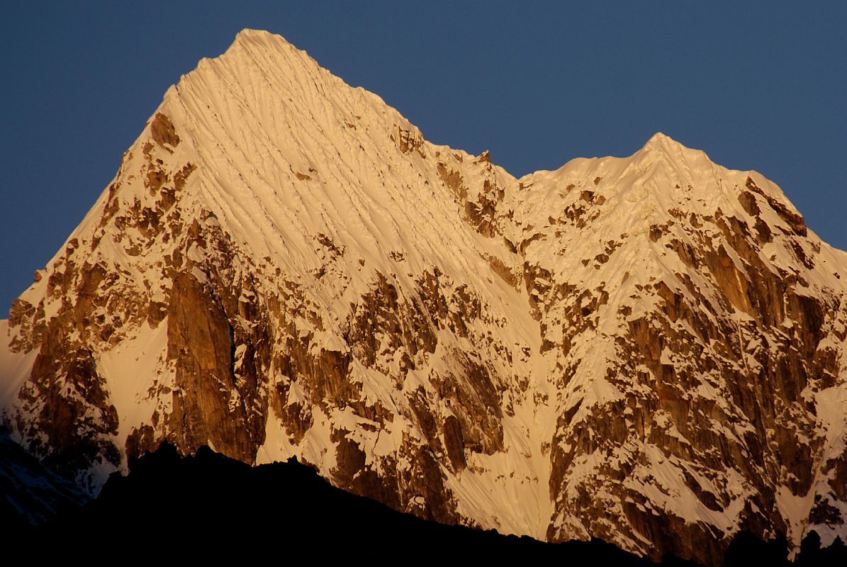 Rolwaling 07 01 Sunrise On Kang Nachugo From Trakarding Glacier Below Drolambau Icefall